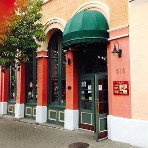Hi-victoria Hostel