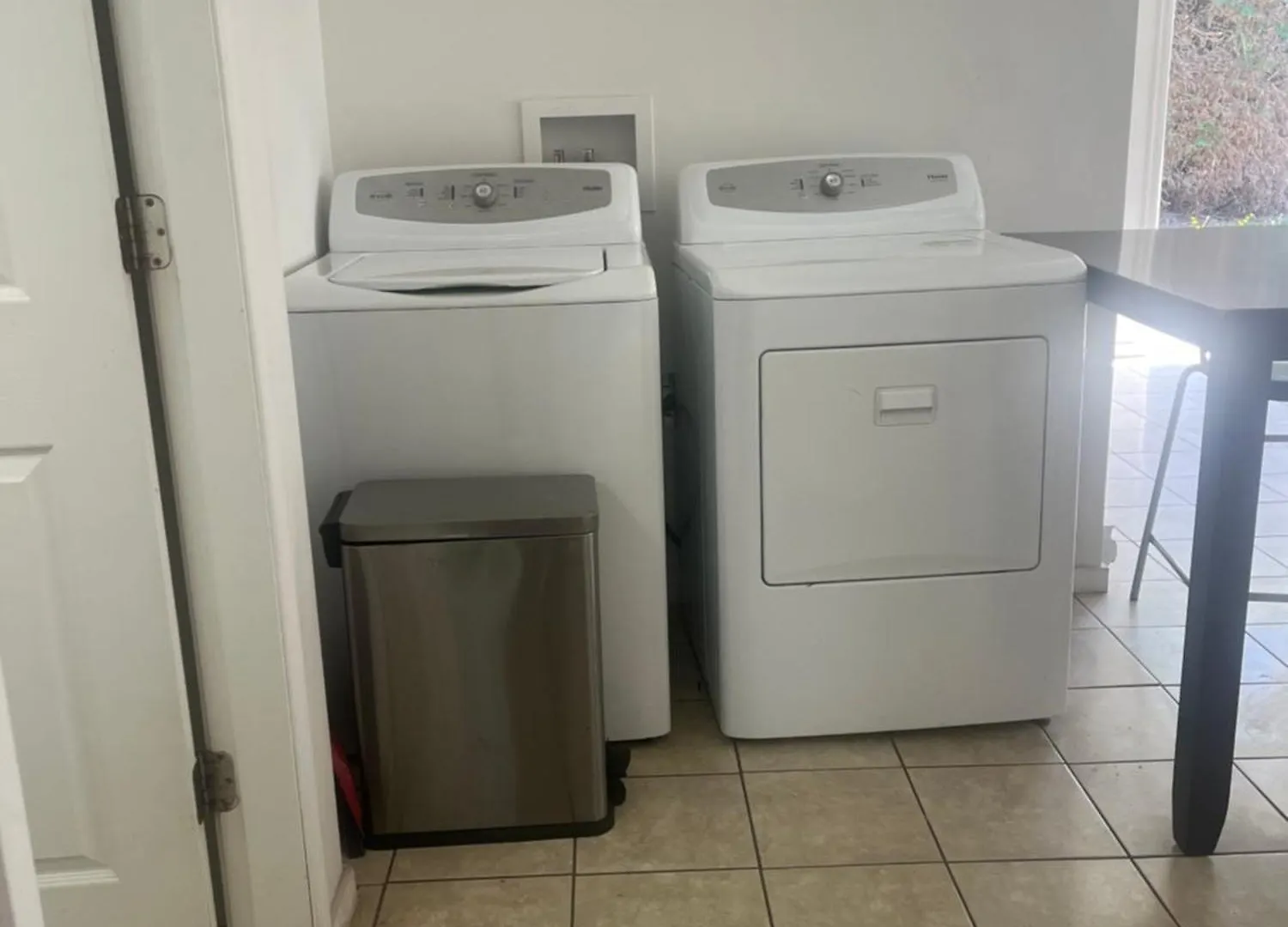 Villa Close Uvic Three Bedroom One Bathroom Unit Victoria